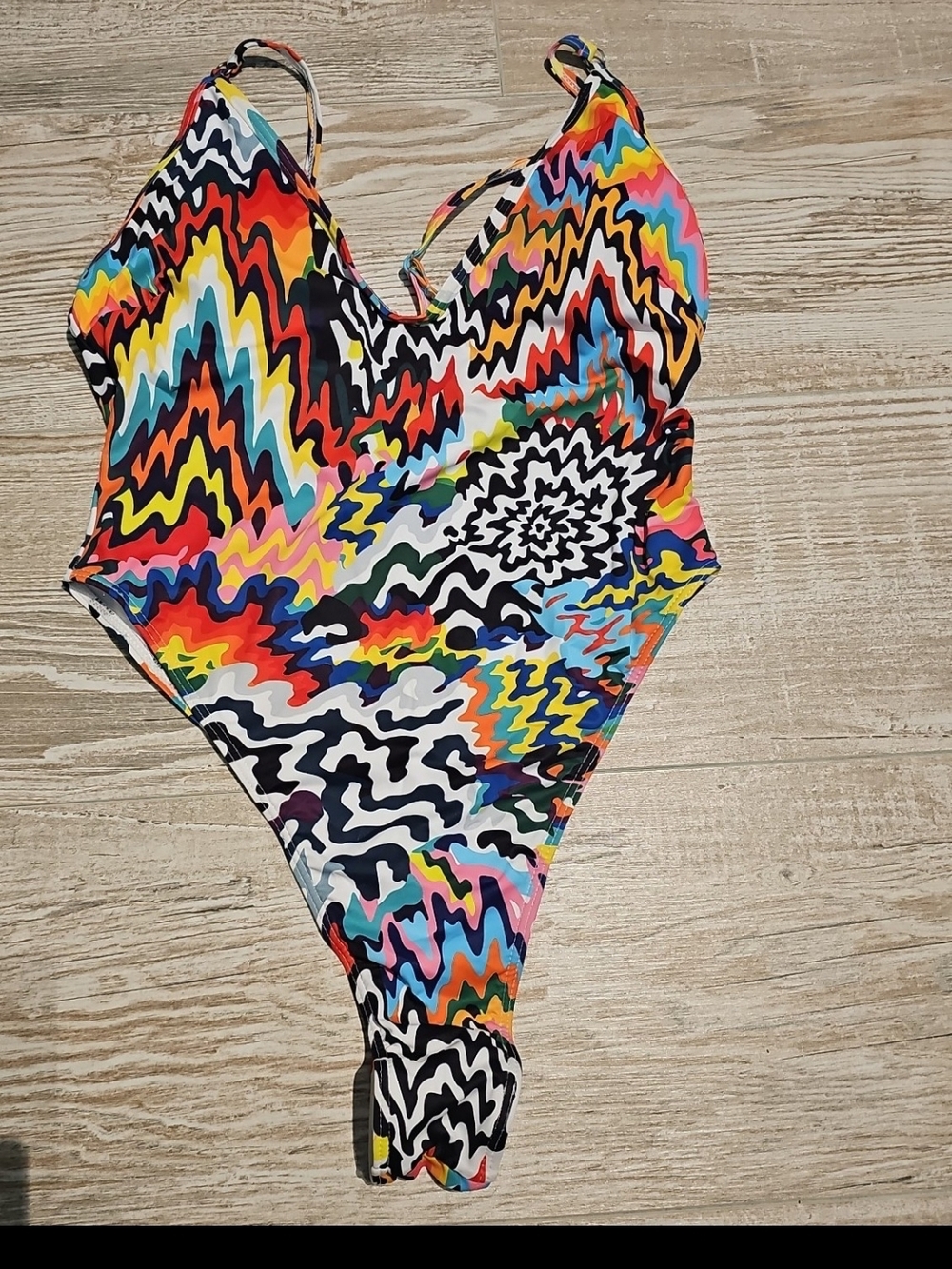 Women's One-Piece Swimsuit — Multicolor Abstract Print Size M new